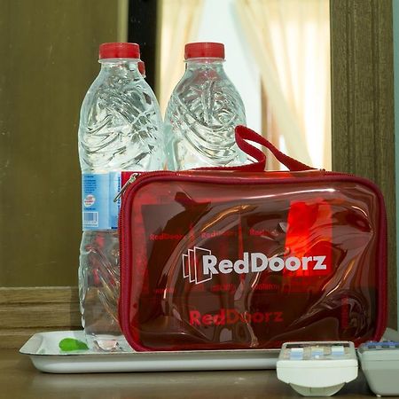 Reddoorz Near Pantai Jerman Hotel Kuta  Ngoại thất bức ảnh