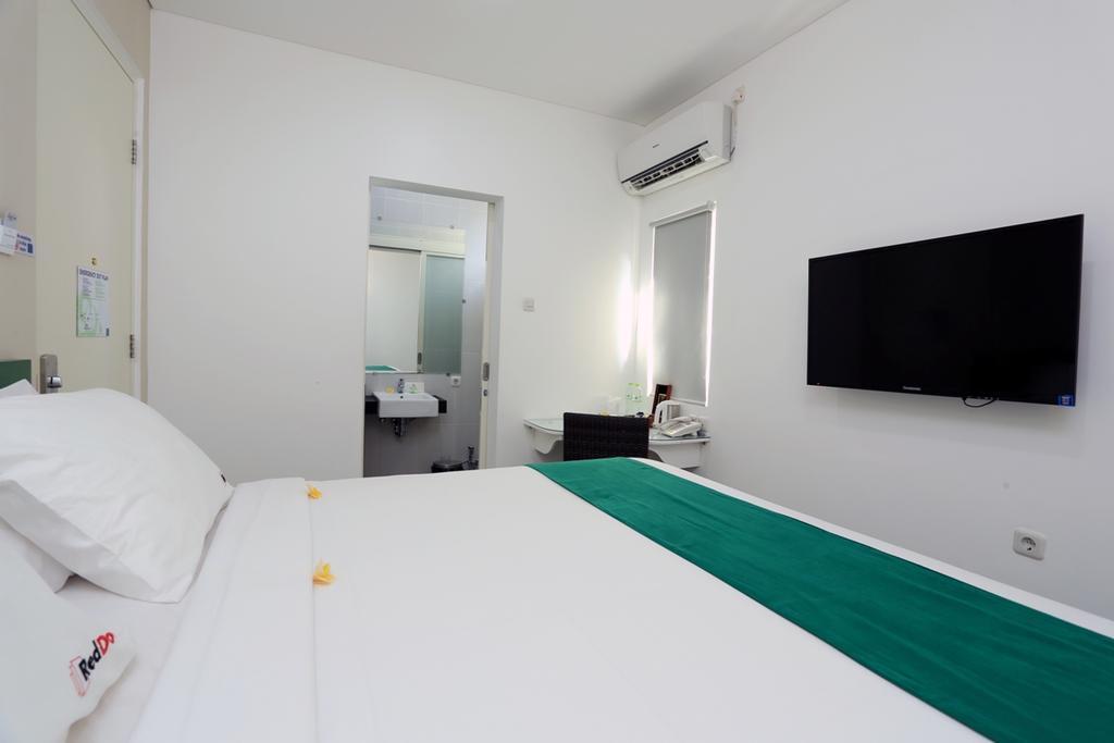 Reddoorz Near Pantai Jerman Hotel Kuta  Phòng bức ảnh
